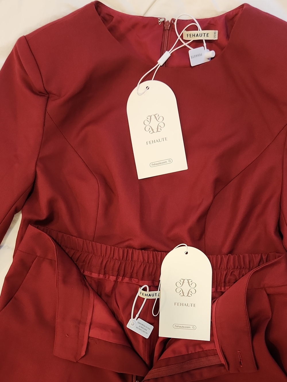 NWT FeHaute Two-Piece Wine Red Buckle Feather-Trimmed Crew Neck Top W/Pants US10 - Picture 2 of 9